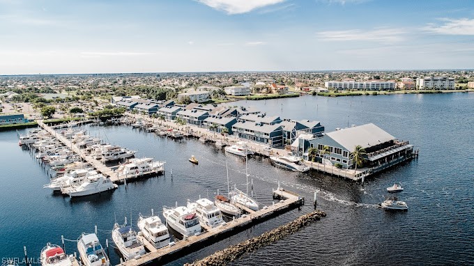 3300 Loveland BLVD 1004