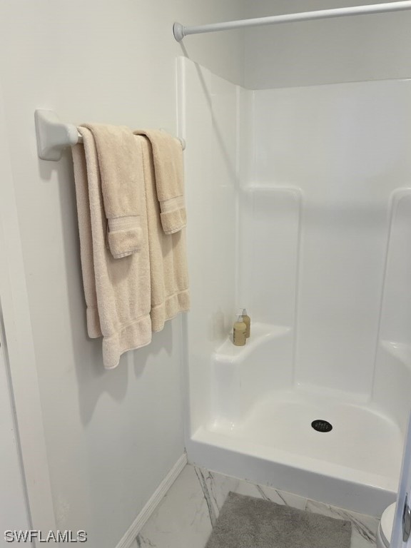 3300 Loveland BLVD 1004