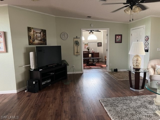 14521 Nathan Hale LN