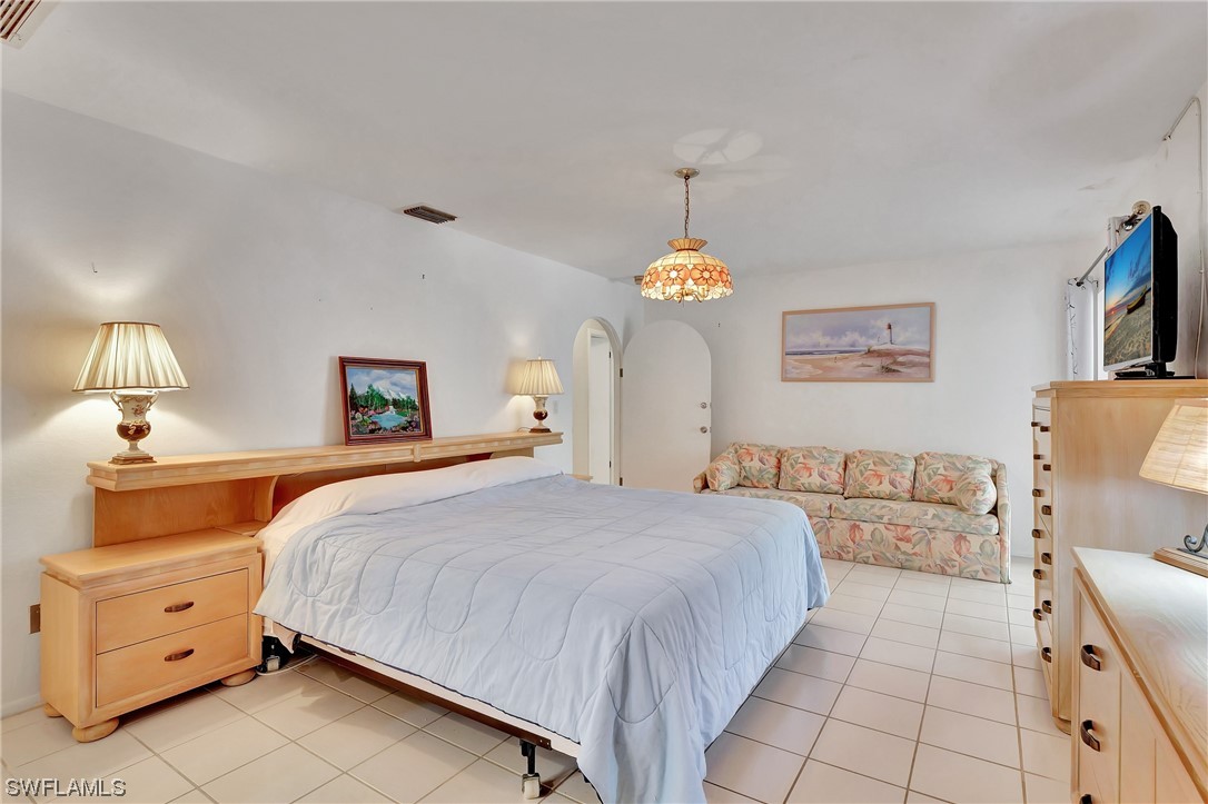 12302 Isabella DR