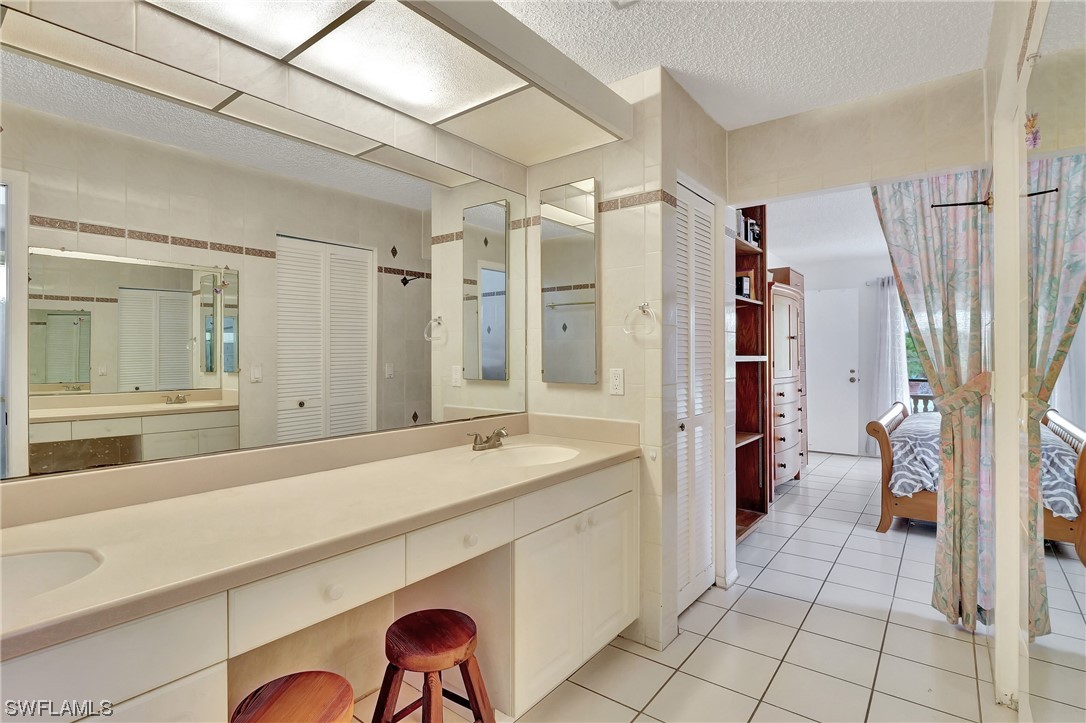 12302 Isabella DR