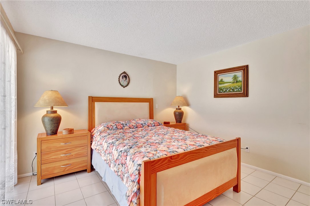 12302 Isabella DR
