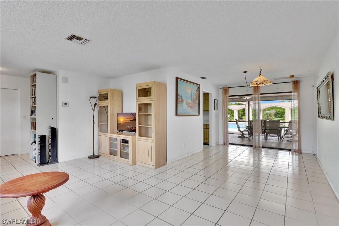 12302 Isabella DR
