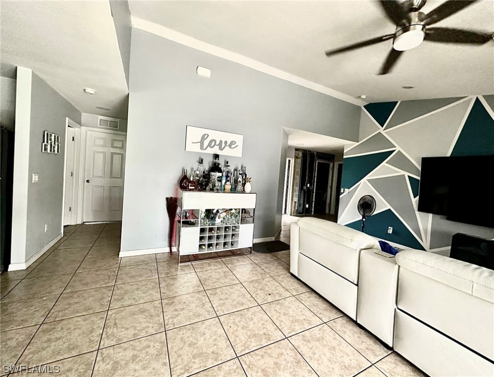 1601 SW 12th TER