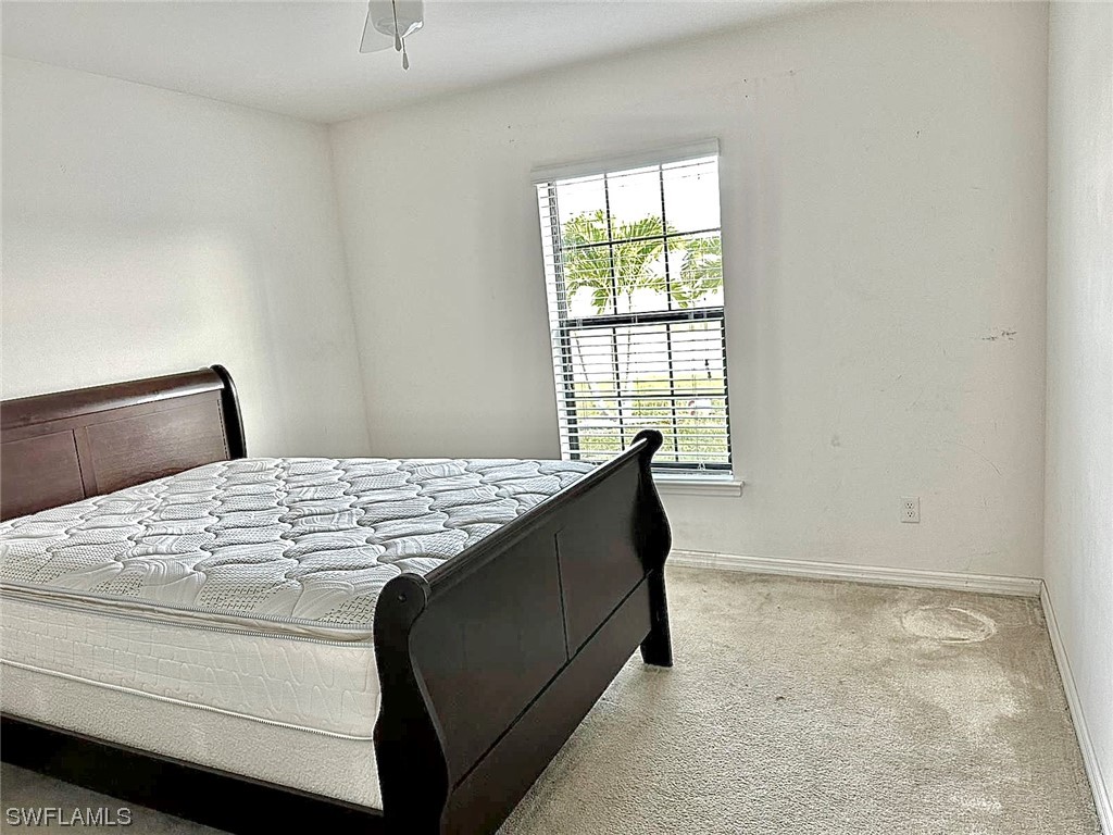 1601 SW 12th TER