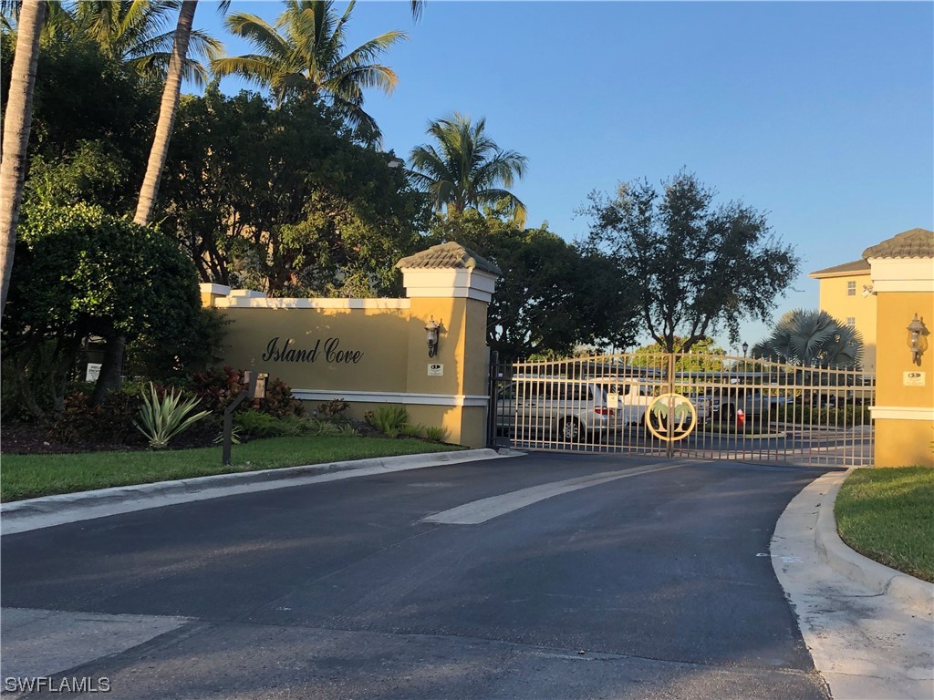 1799 Four Mile Cove PKWY 911