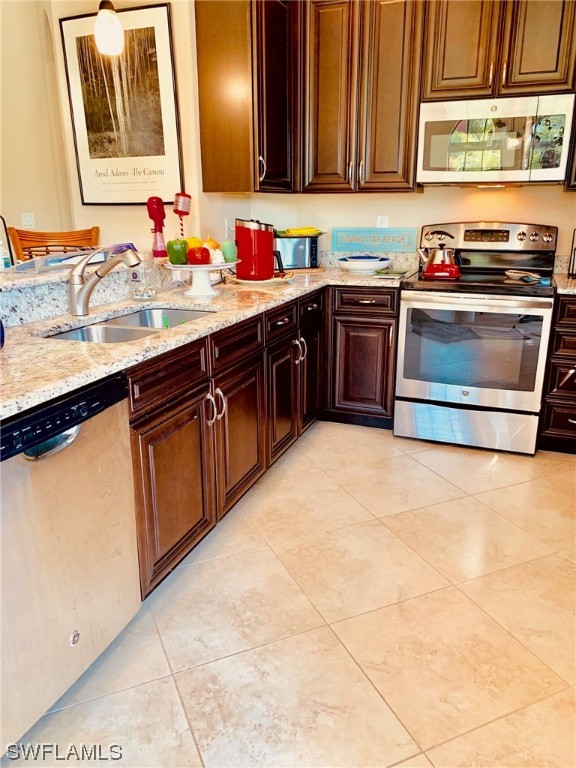 8471 Olinda WAY 3706