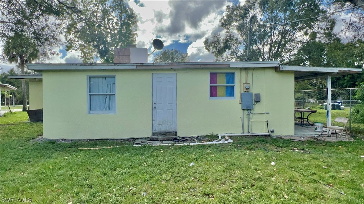 427 Fairfax DR