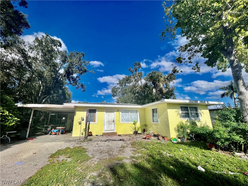 427 Fairfax DR