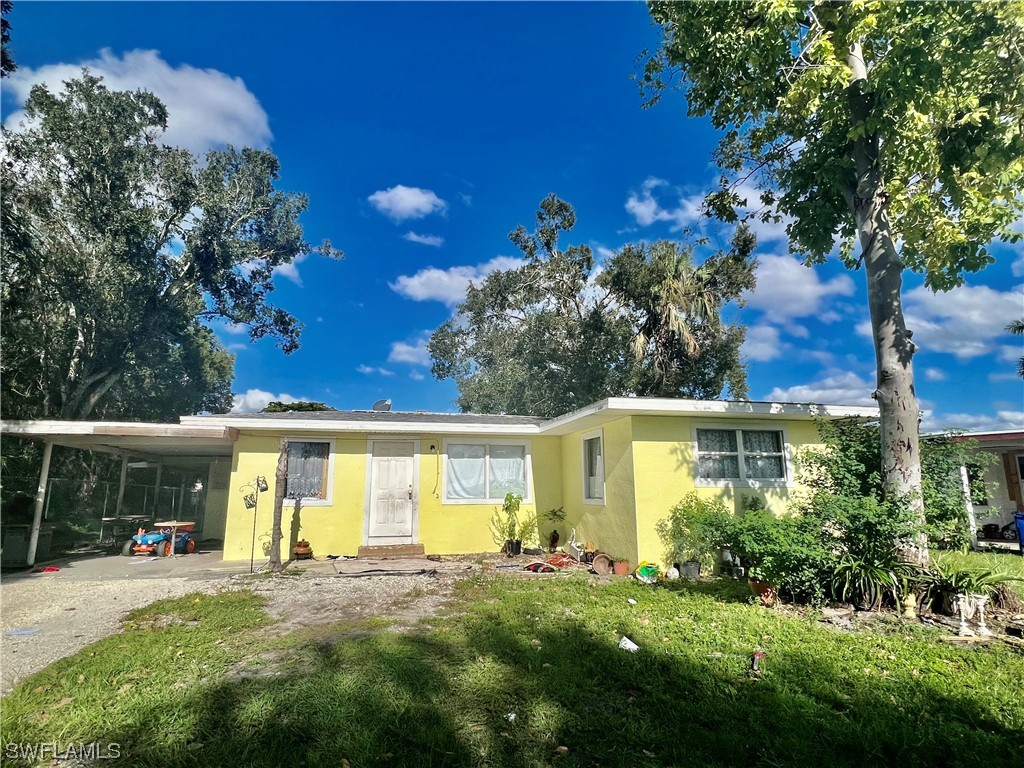 427 Fairfax DR
