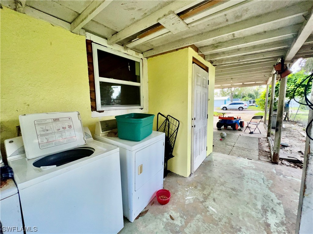 427 Fairfax DR