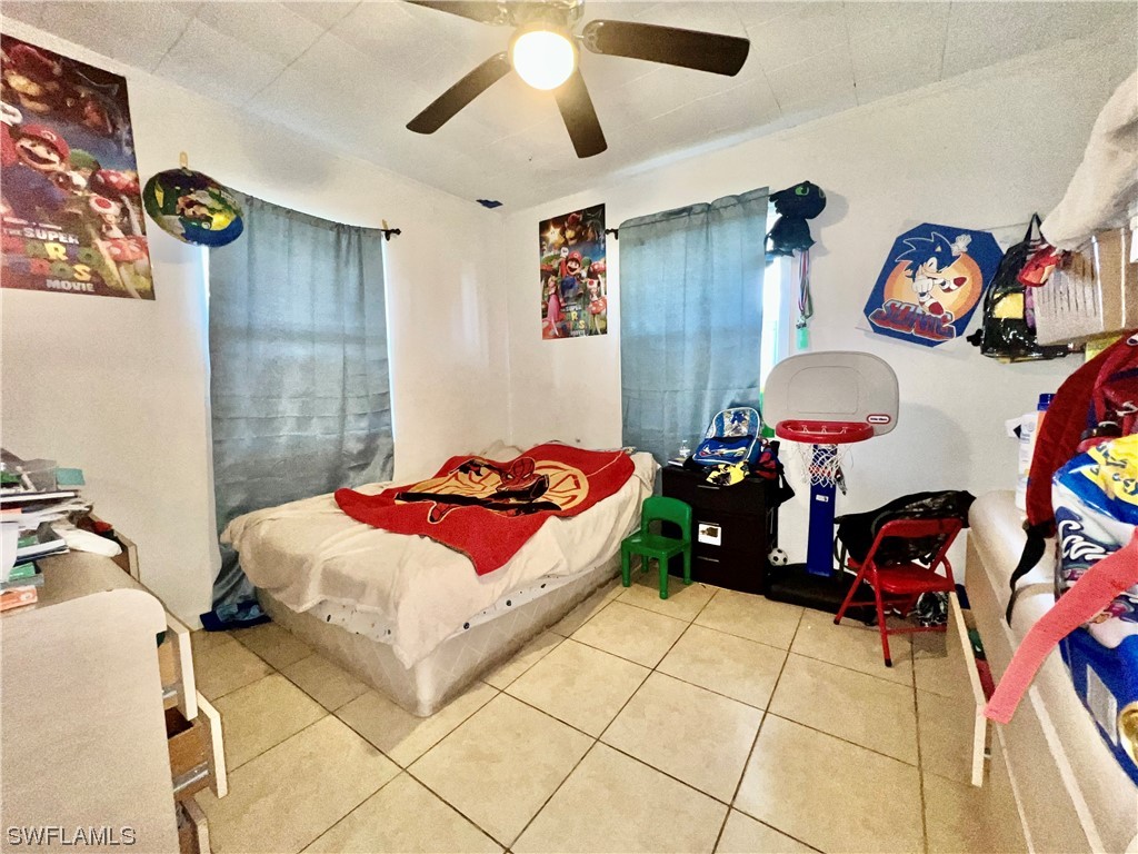 427 Fairfax DR