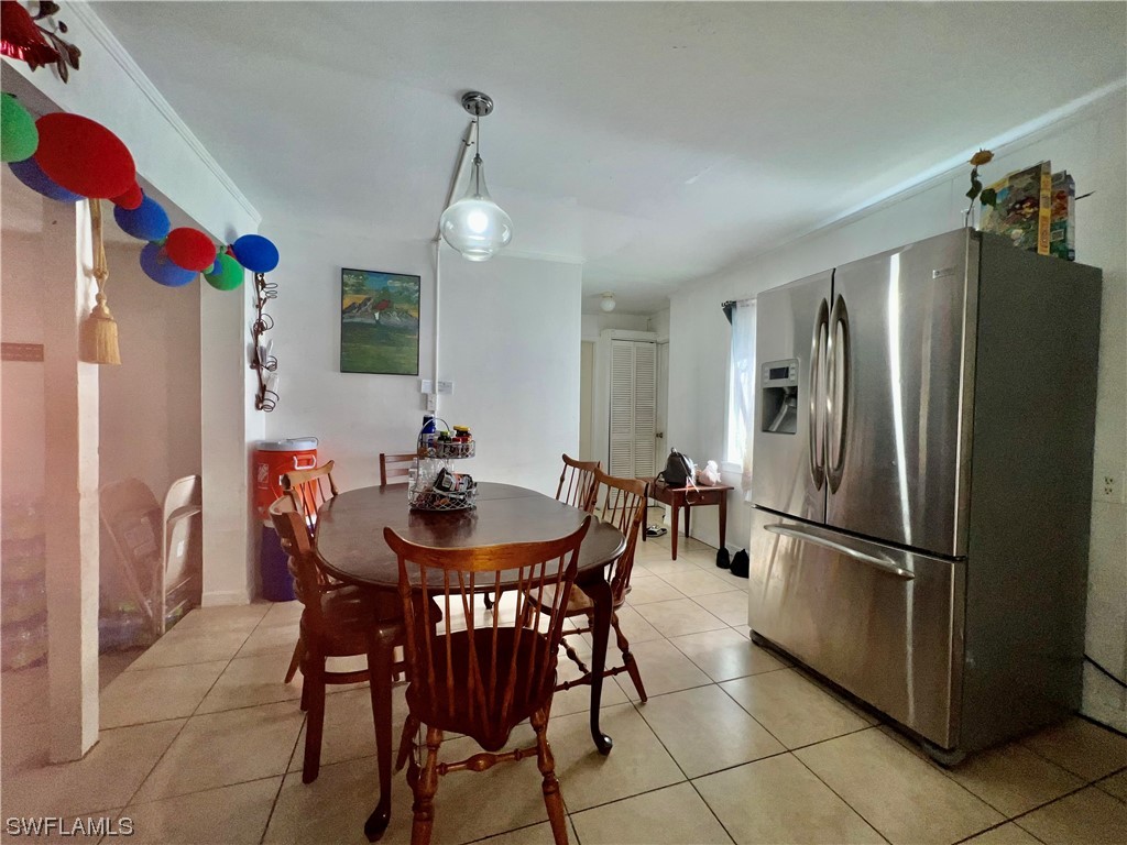 427 Fairfax DR