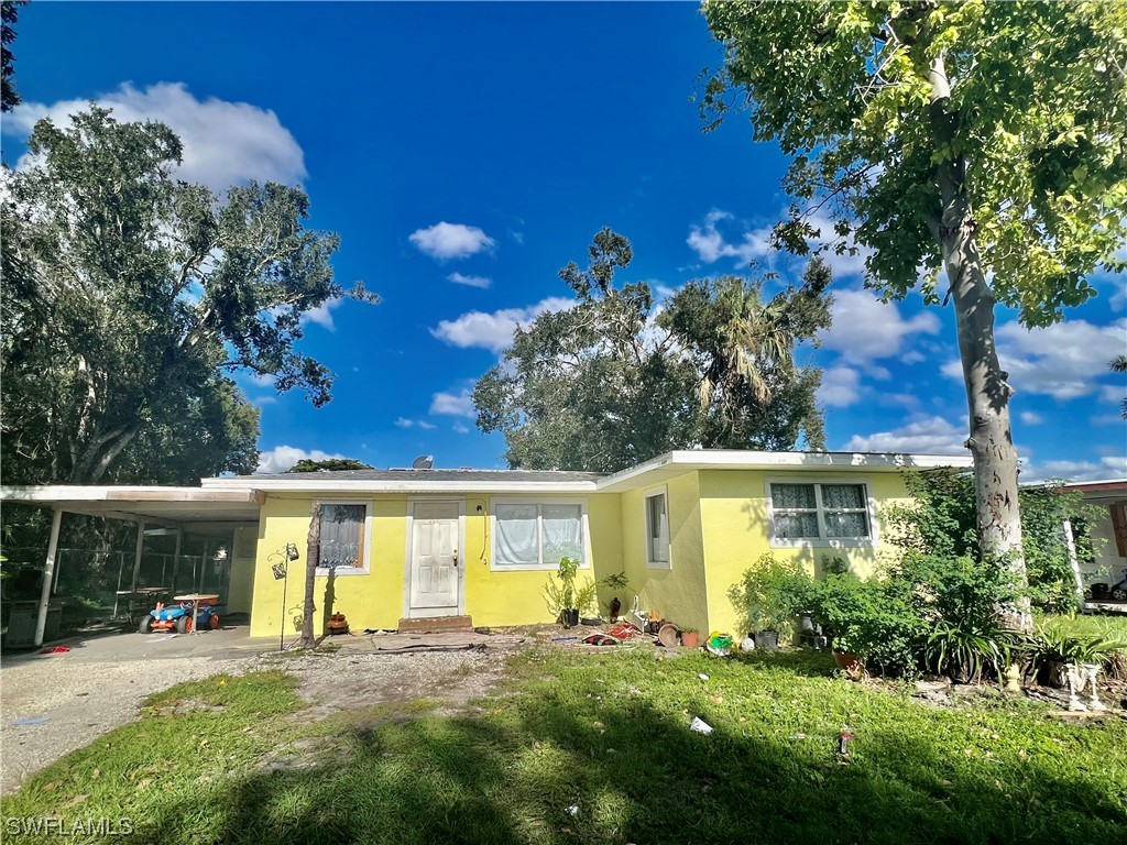 427 Fairfax DR