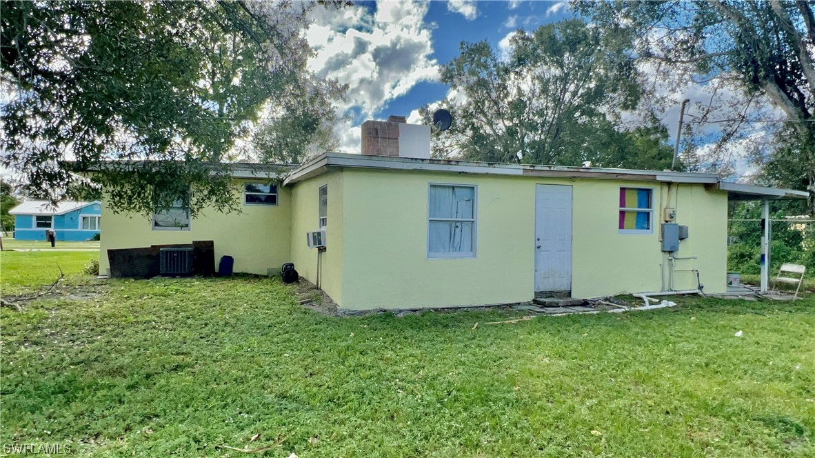 427 Fairfax DR