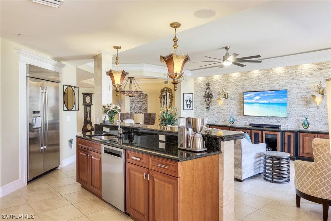 6081 Silver King BLVD 503