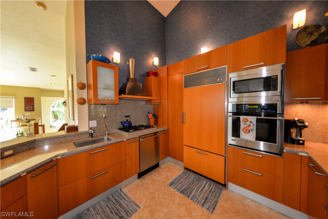 12170 Siesta DR
