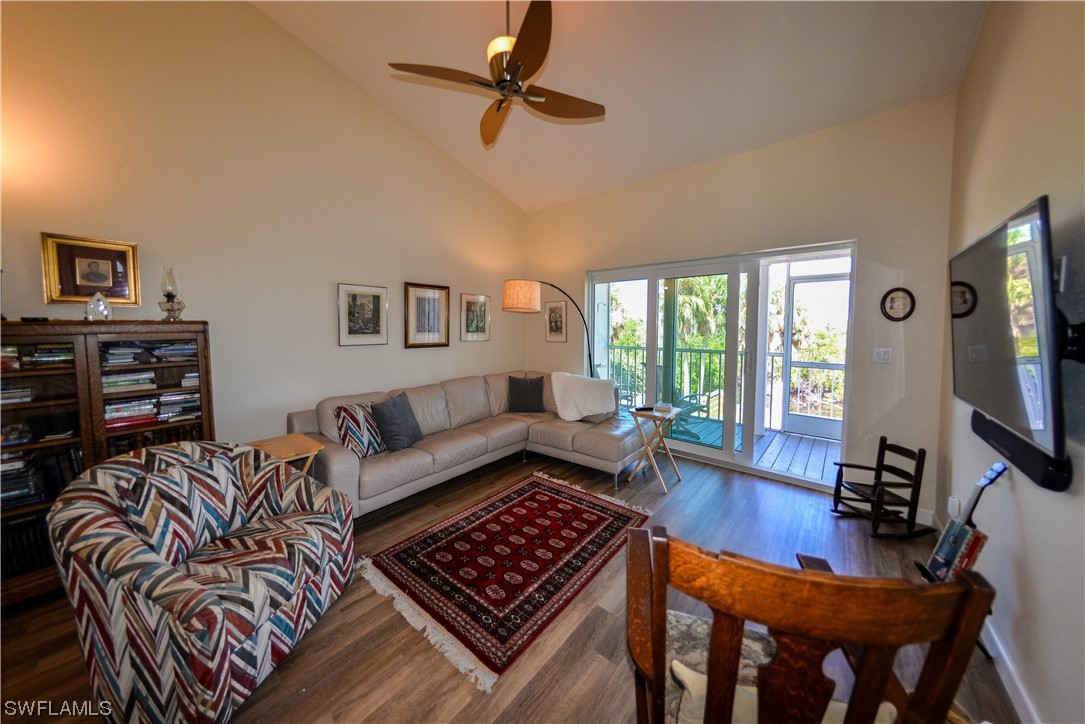 12170 Siesta DR