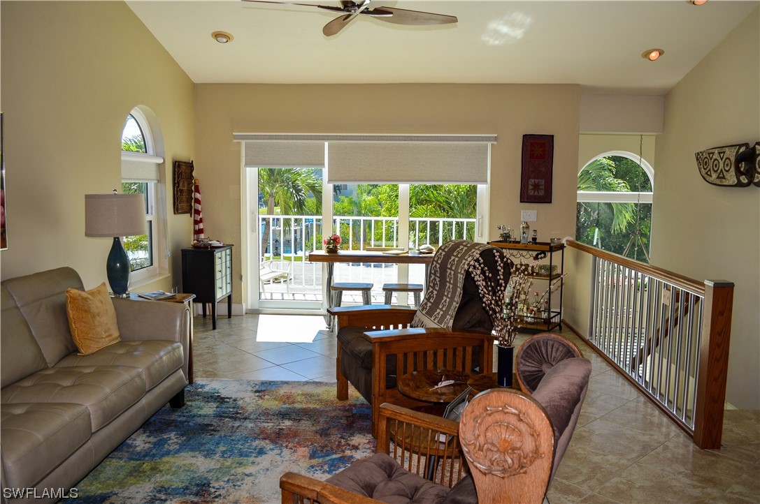 12170 Siesta DR