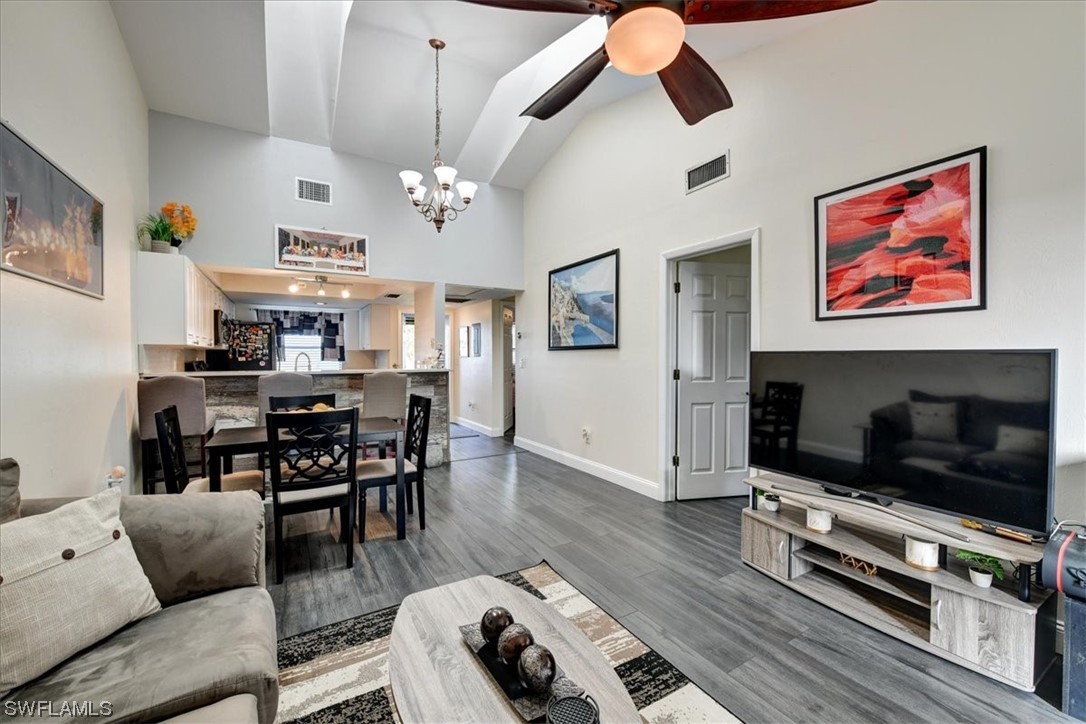 3739 SW 9th AVE 109