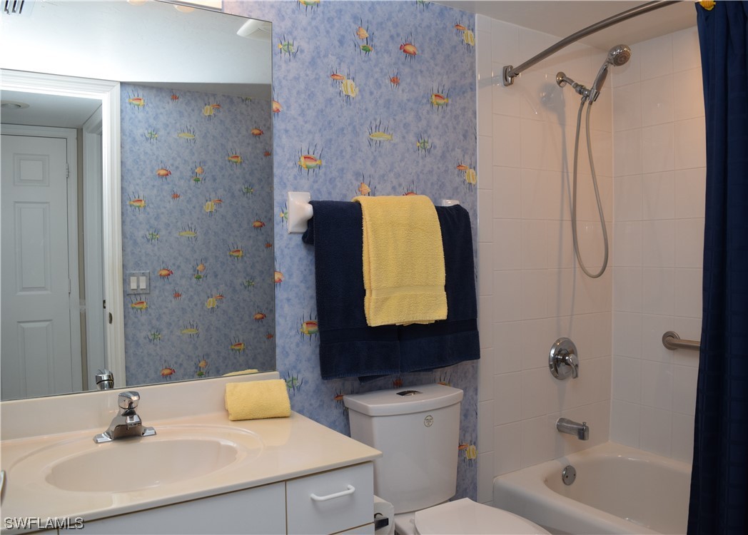 4331 Bay Beach LN 352