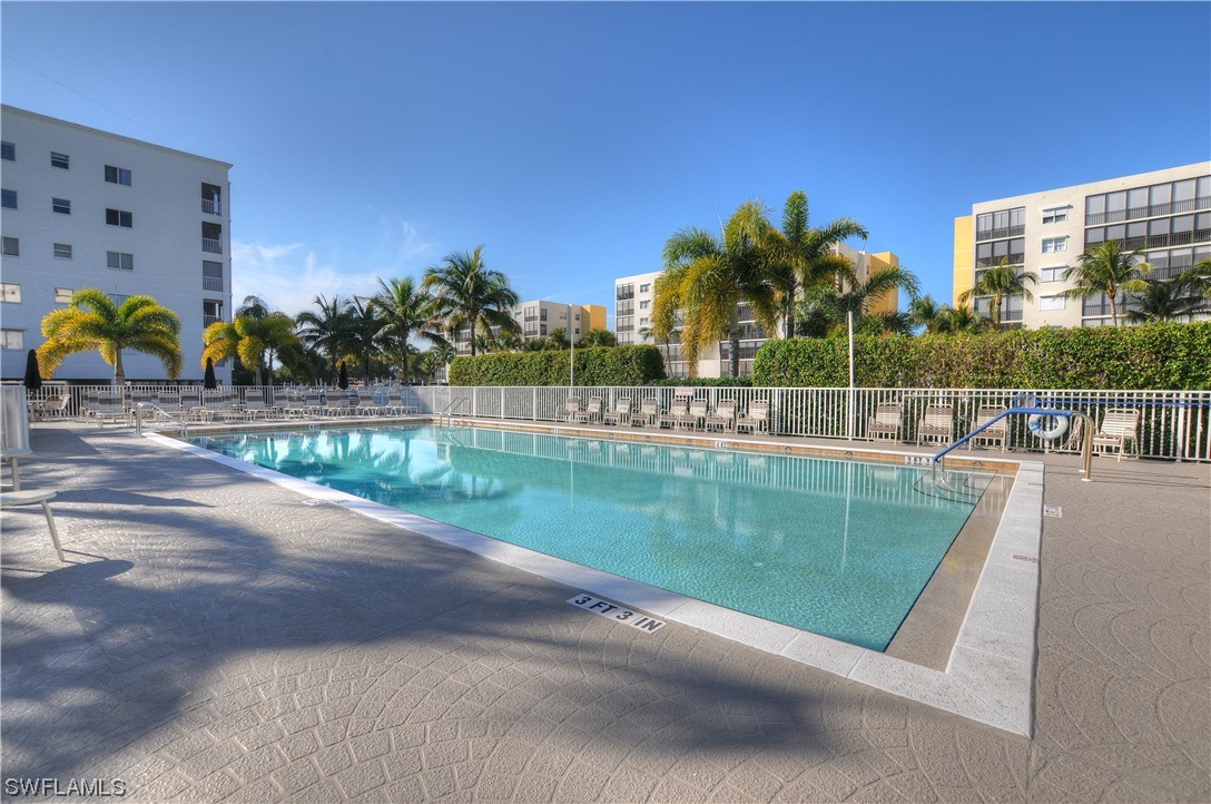 4331 Bay Beach LN 352