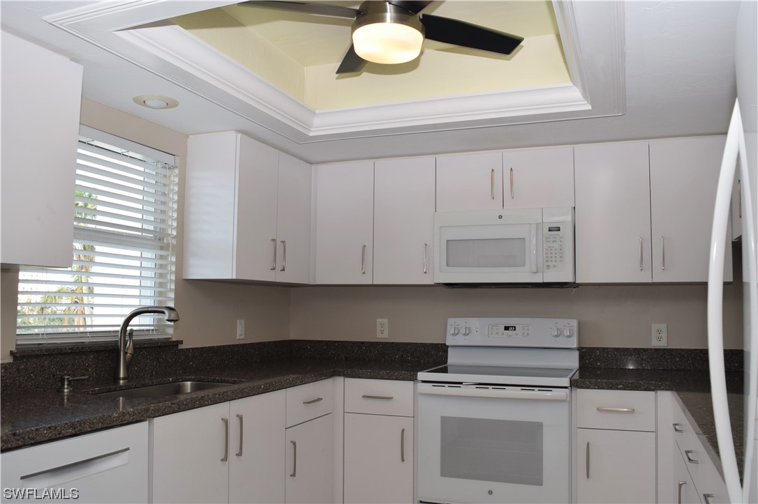 4331 Bay Beach LN 352