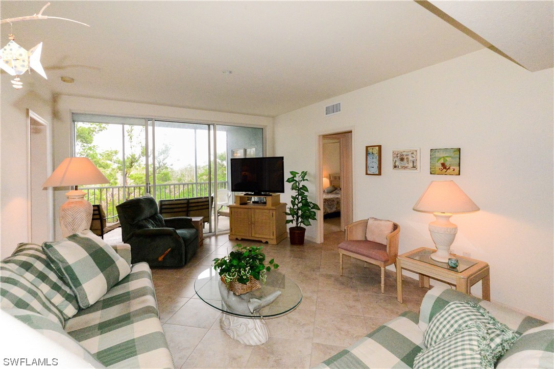 22724 Island Pines WAY 202