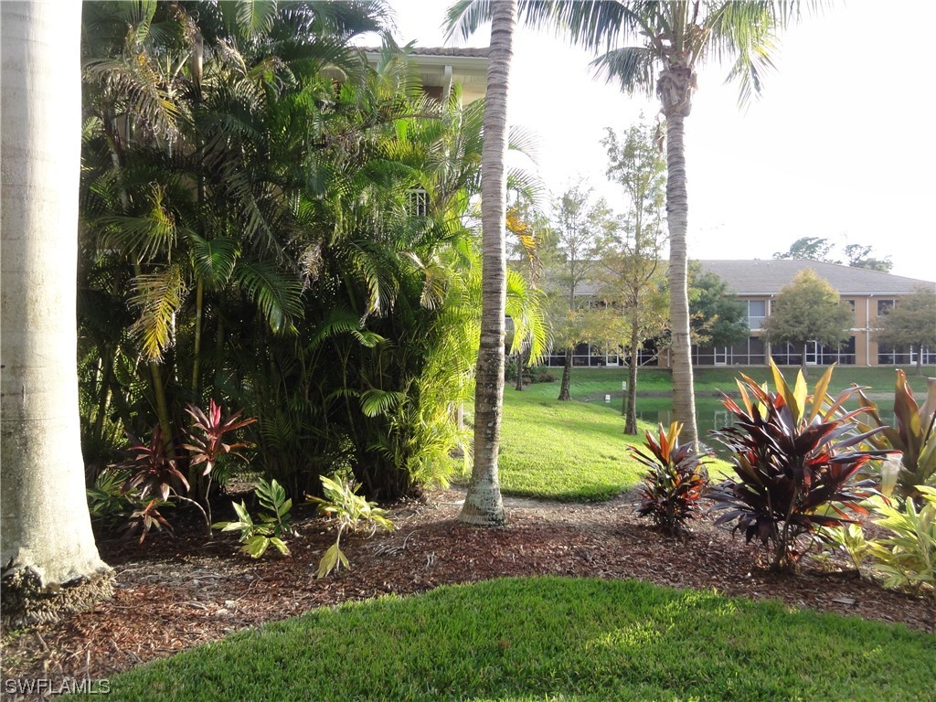 1096 Winding Pines CIR 102