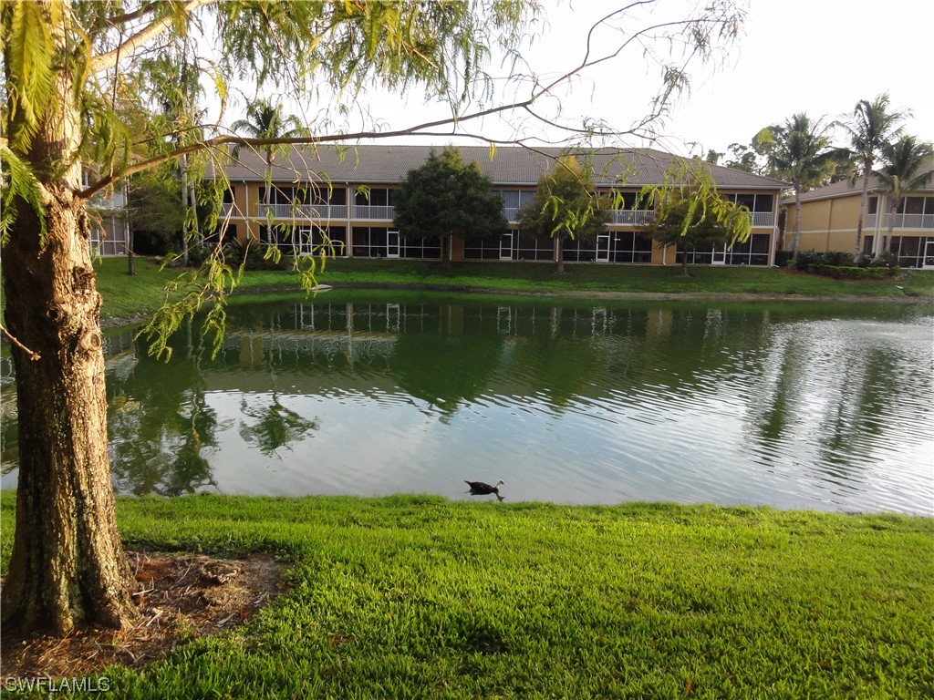 1096 Winding Pines CIR 102