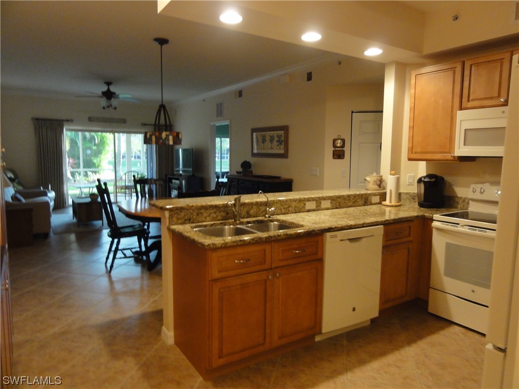 1096 Winding Pines CIR 102