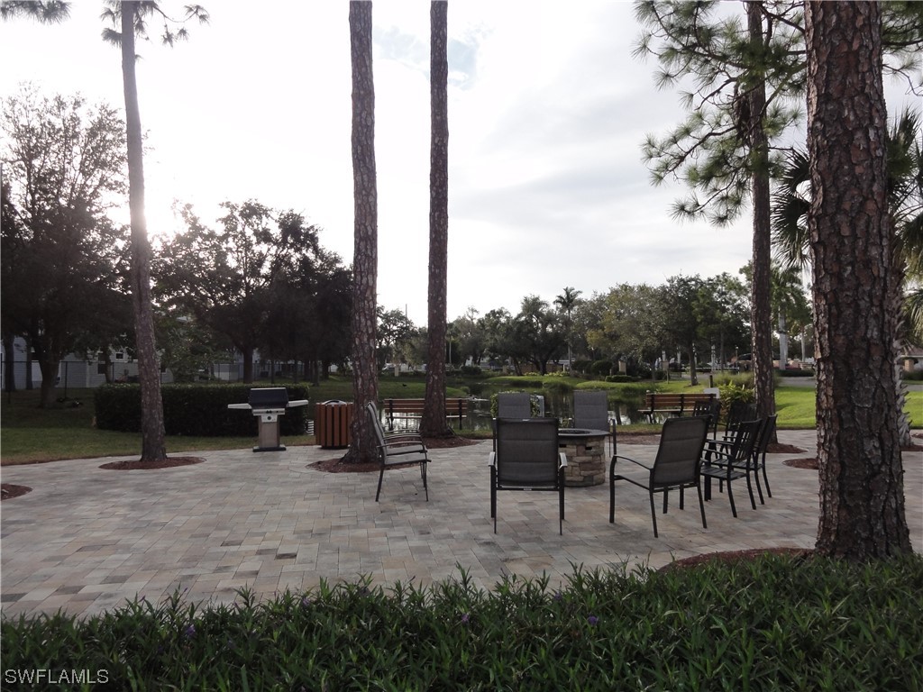 1096 Winding Pines CIR 102