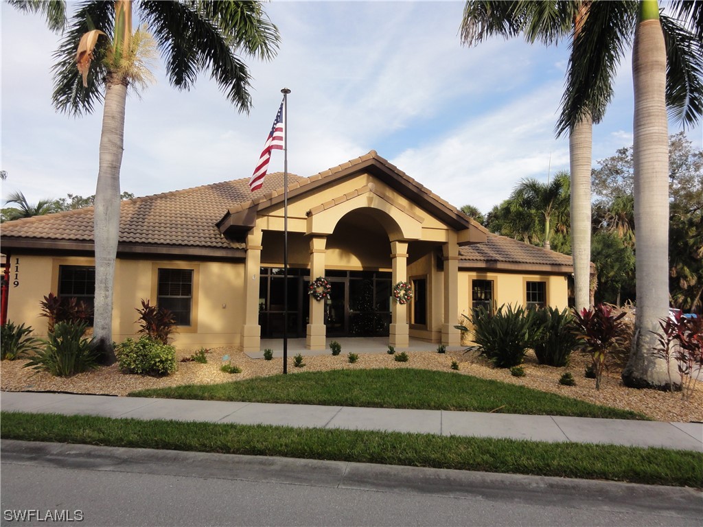 1096 Winding Pines CIR 102