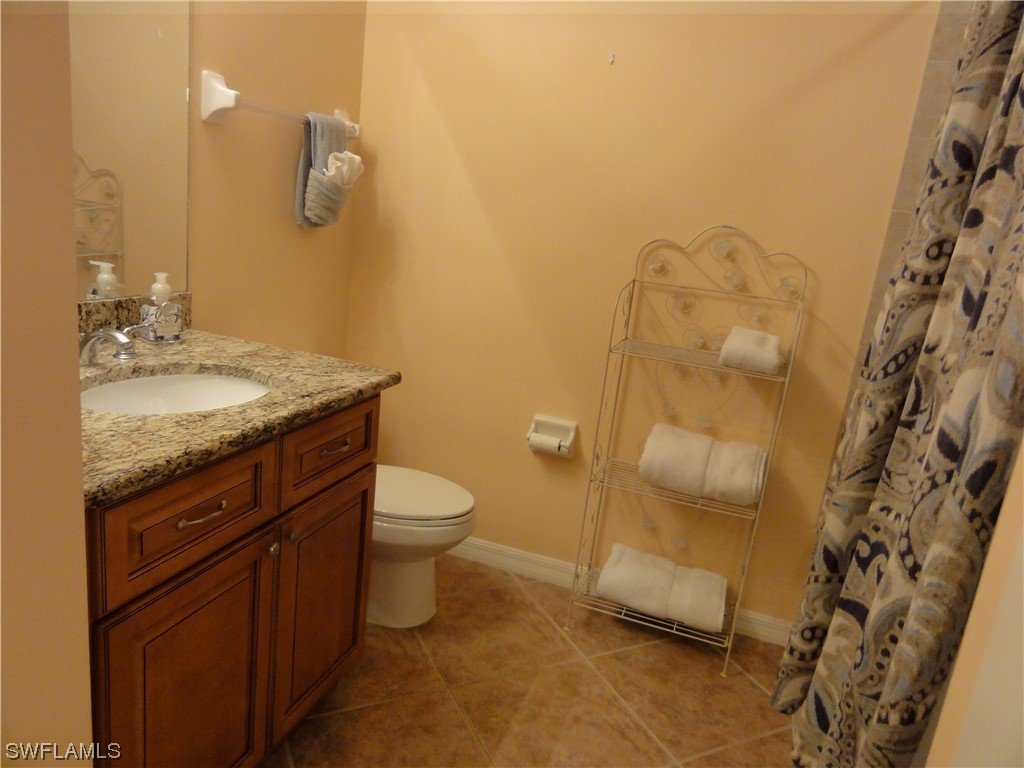 1096 Winding Pines CIR 102