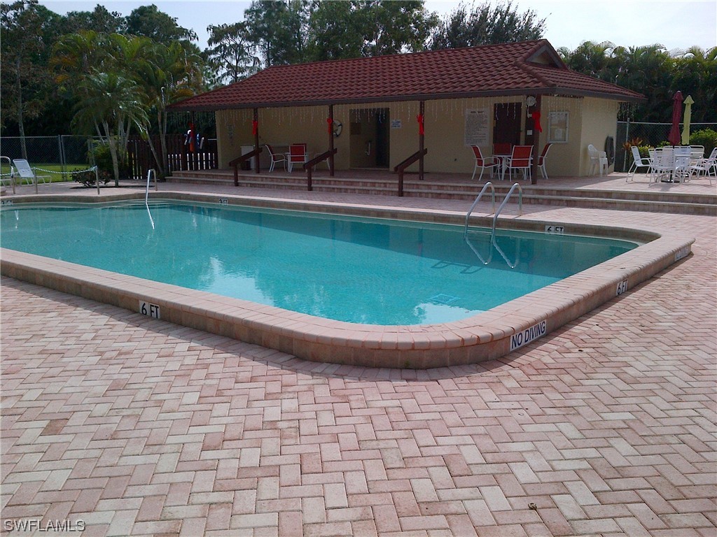 2093 Pine Isle LN 2093