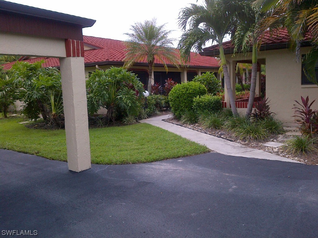 2093 Pine Isle LN 2093