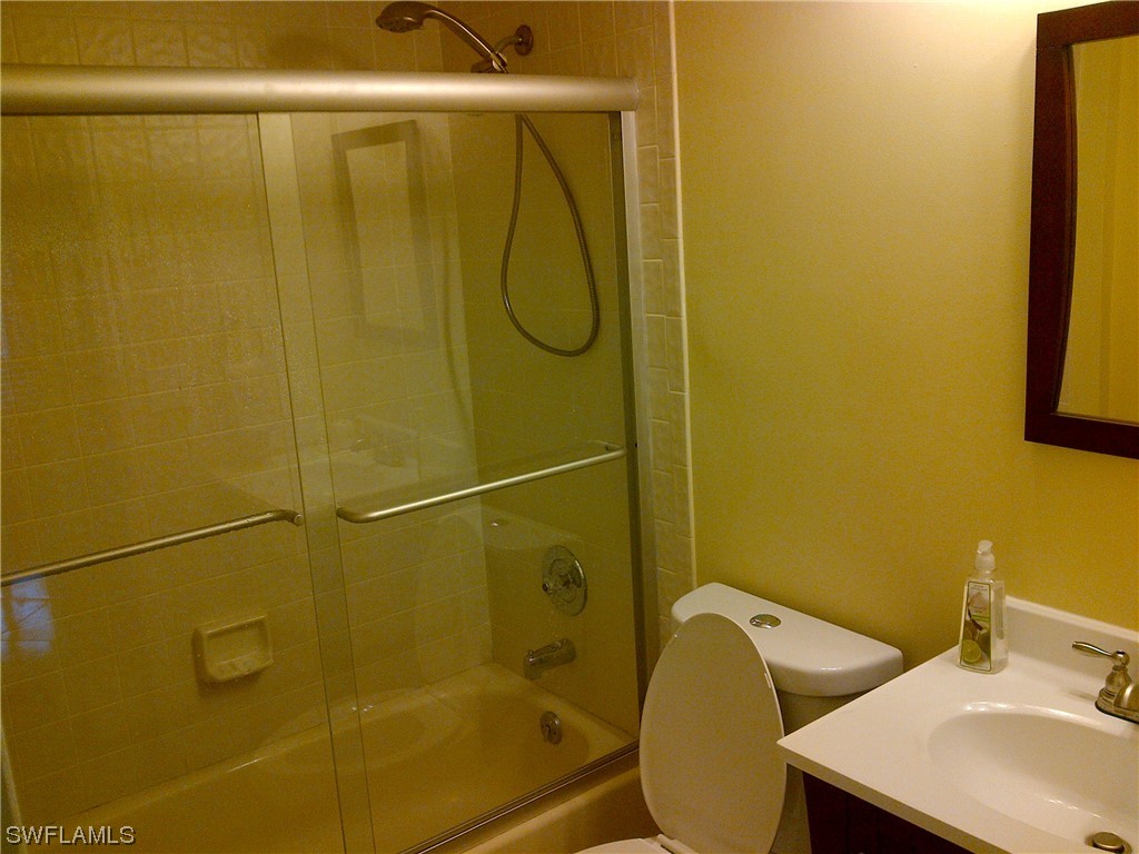 2093 Pine Isle LN 2093