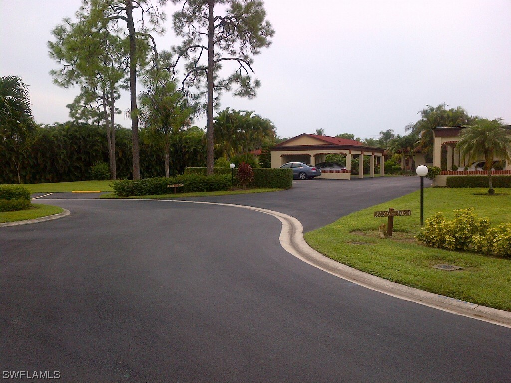 2093 Pine Isle LN 2093