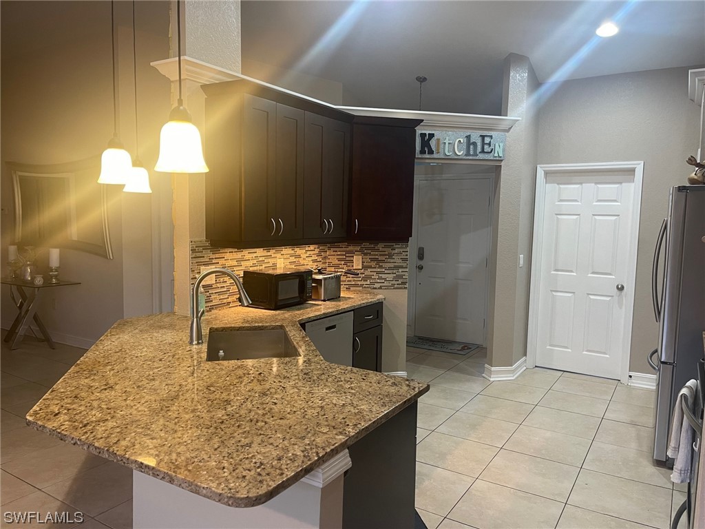 1333 NW 15th PL