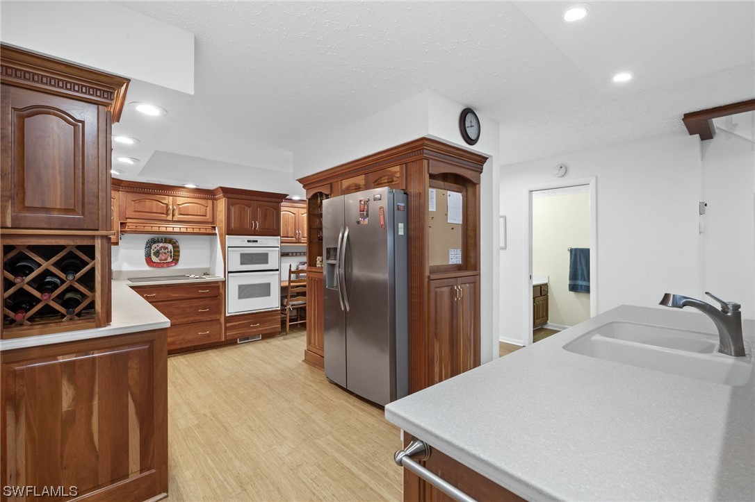 25188 Marion AVE 1038