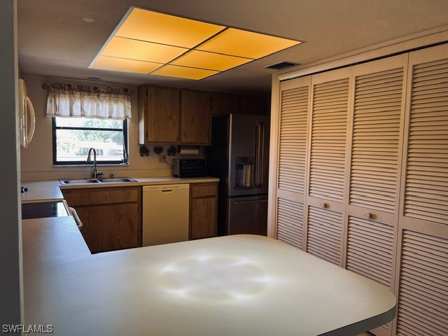 15370 Transit CT 110