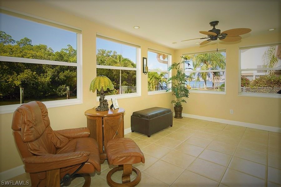 275 Tropical Shores WAY