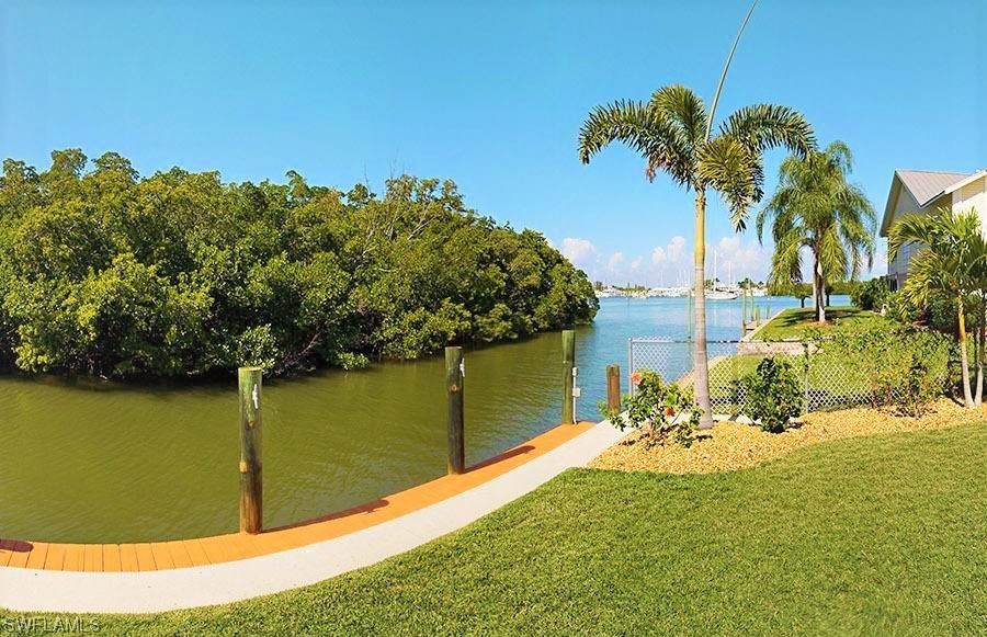 275 Tropical Shores WAY