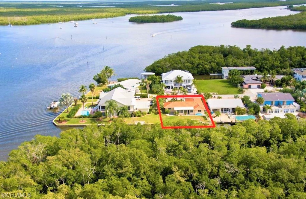 275 Tropical Shores WAY