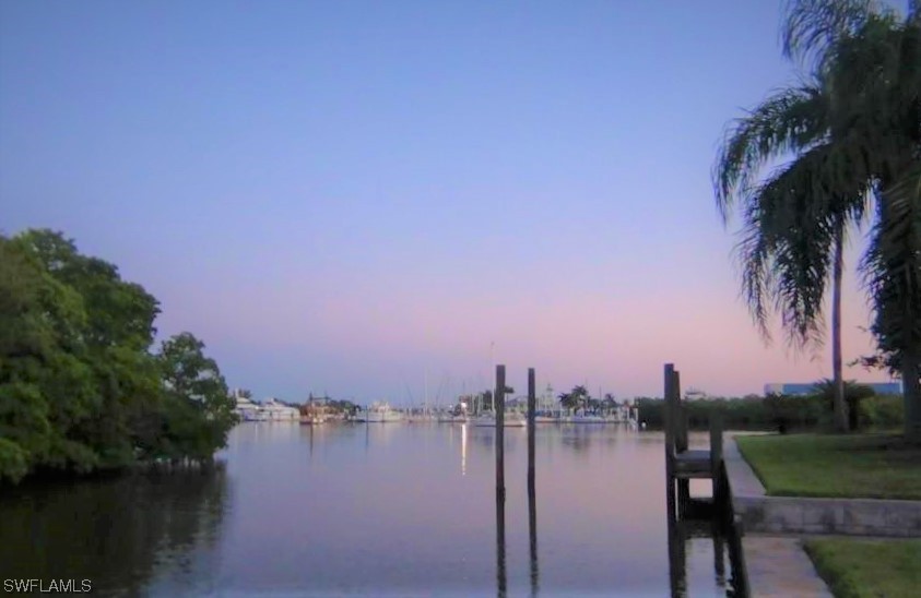 275 Tropical Shores WAY