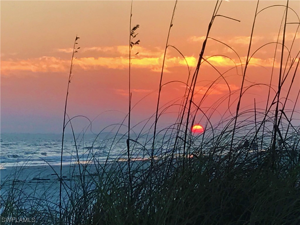 275 Tropical Shores WAY