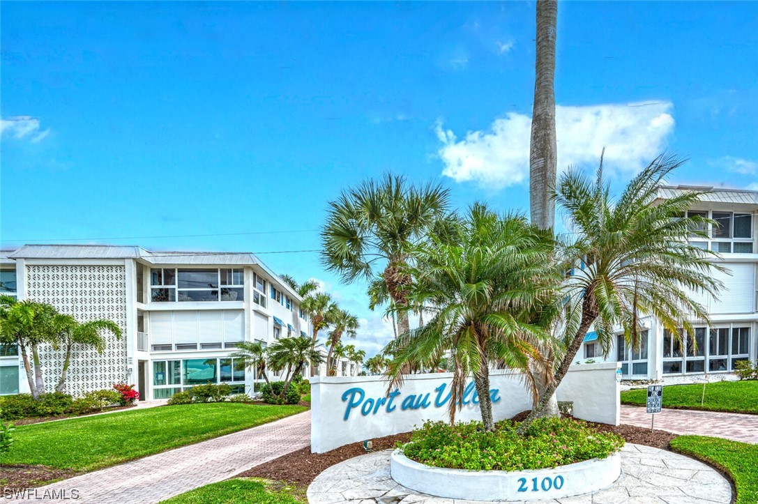 2100 Gulf Shore BLVD N 112