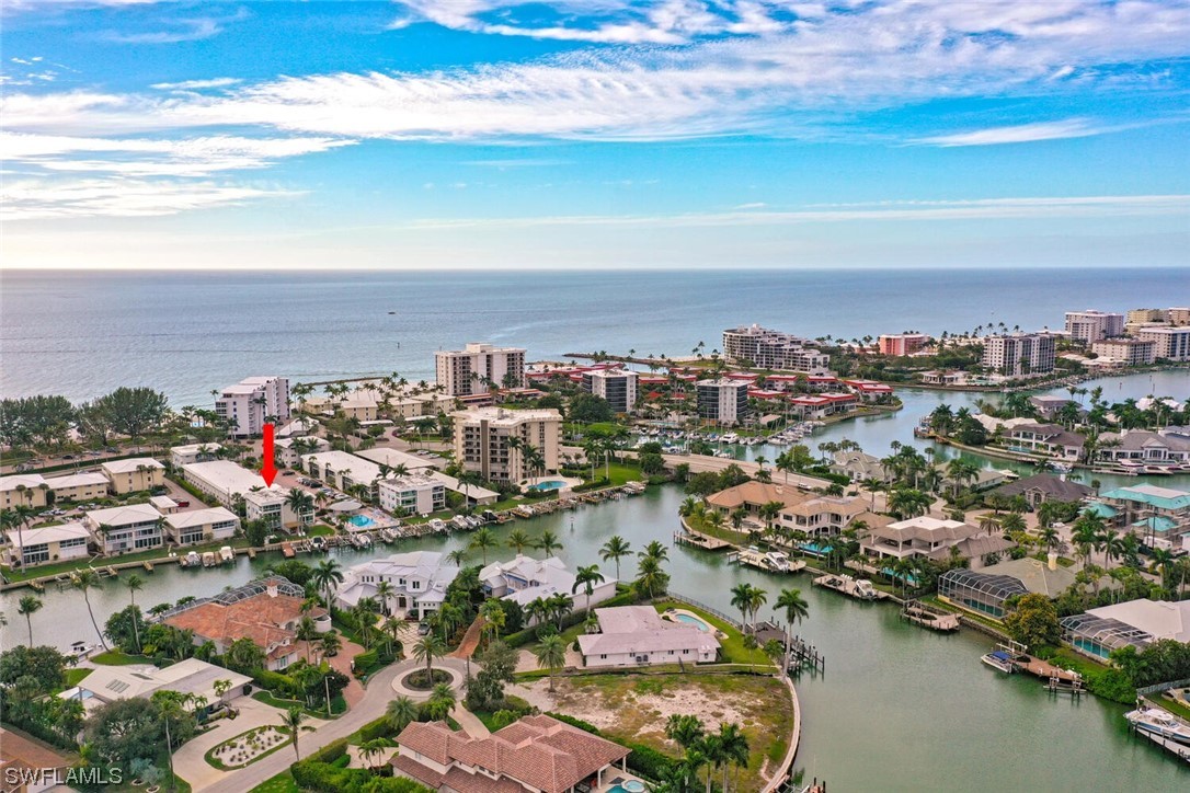 2100 Gulf Shore BLVD N 112