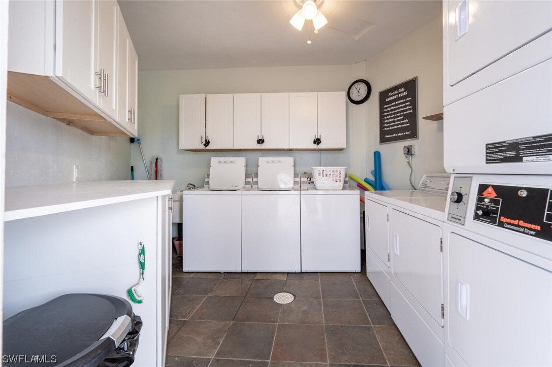 2100 Gulf Shore BLVD N 112