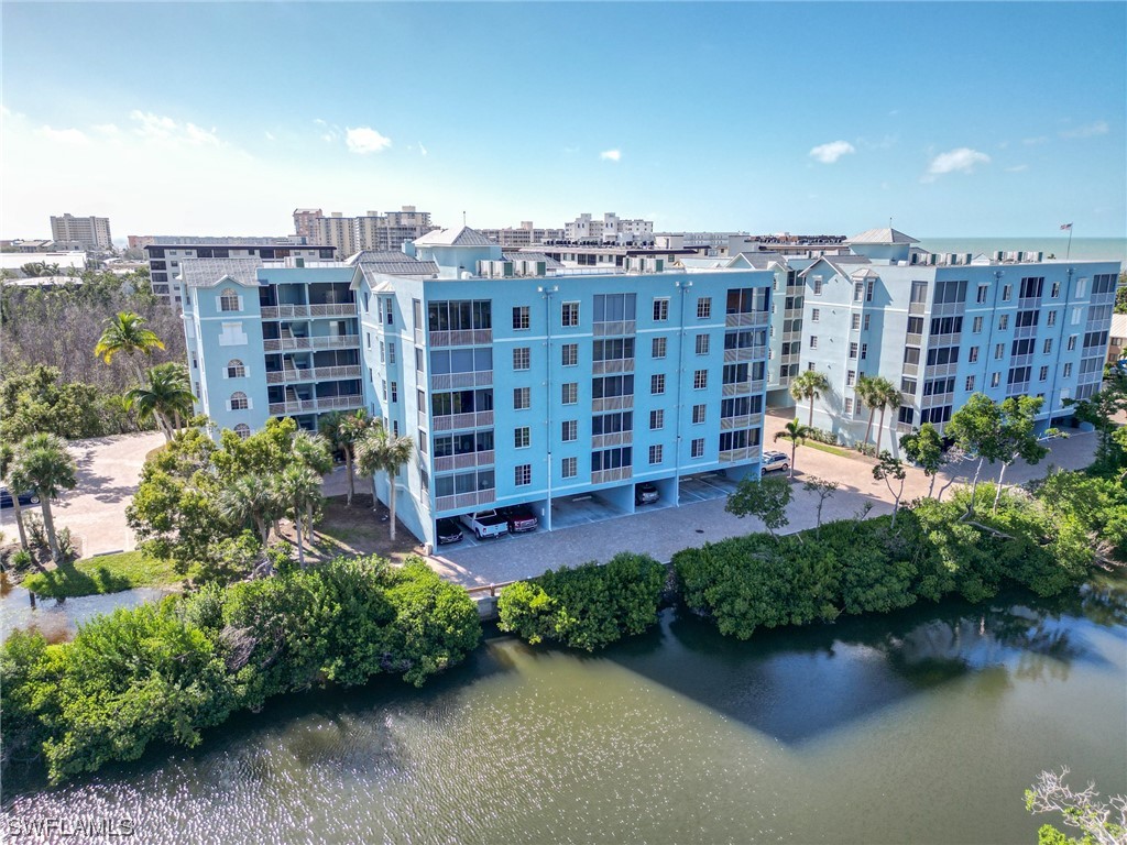 22712 Island Pines WAY 201